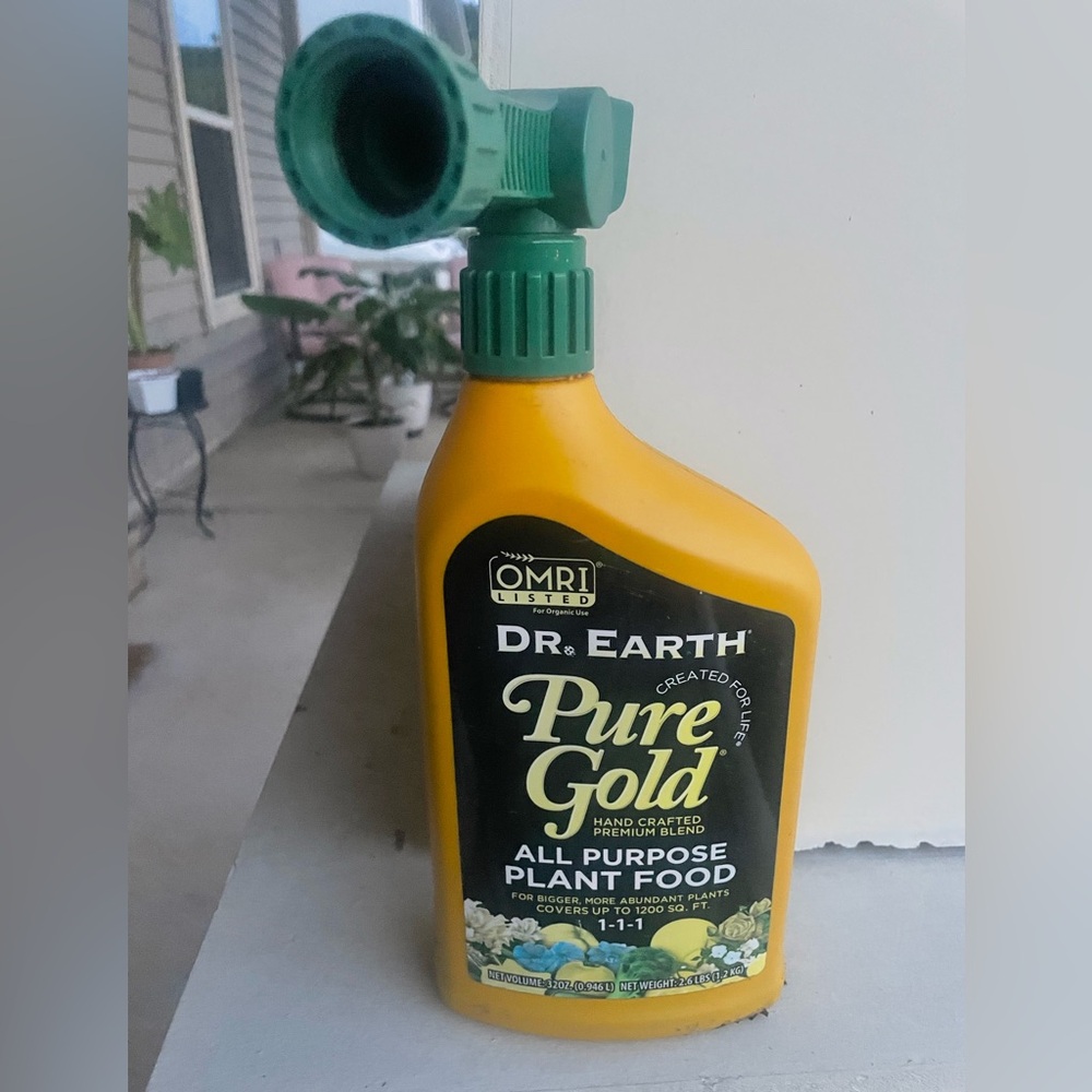 Dr. Earth 1035 Pure Gold Plant Food, 32 oz. Ready-to-Spray